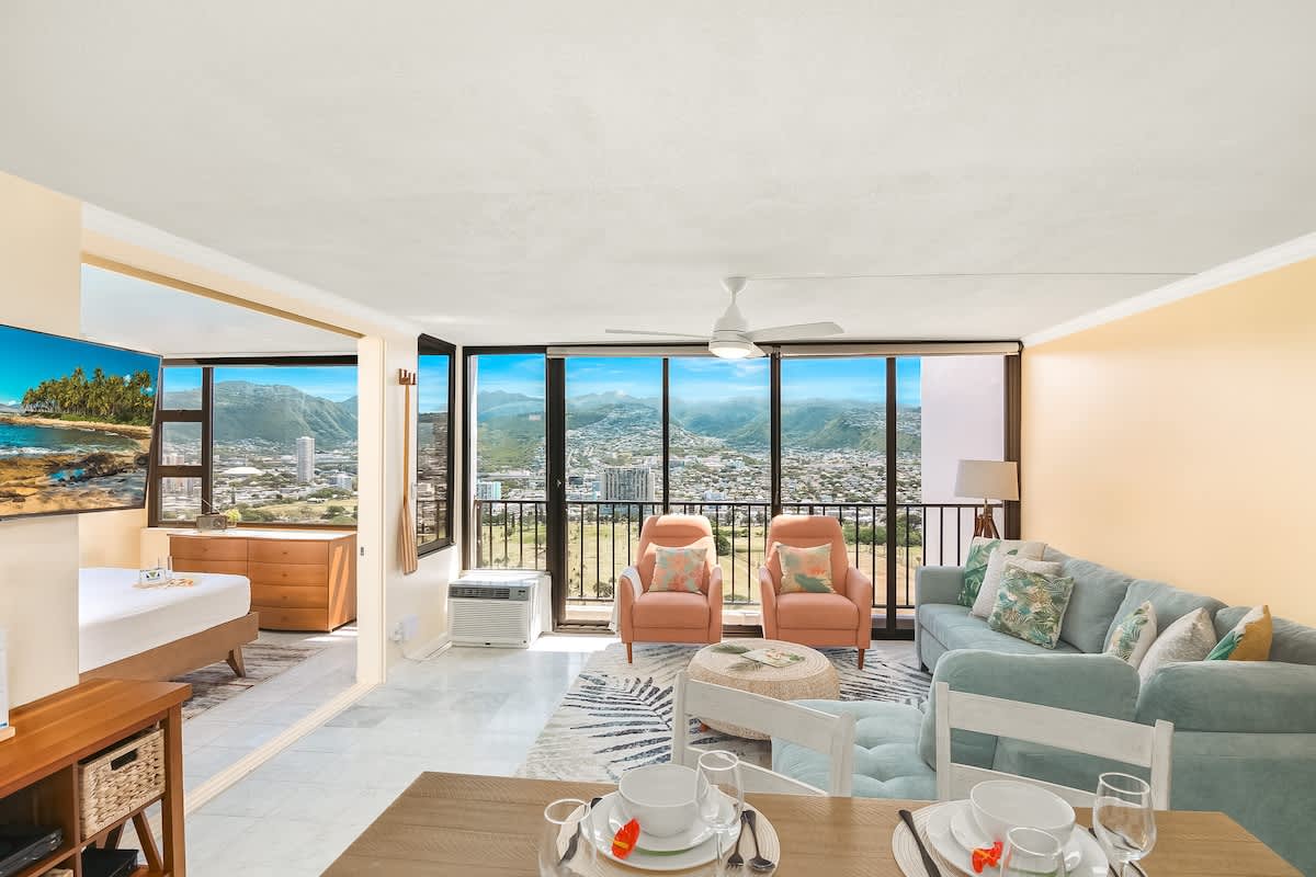 Overview of your beautiful condo with new upgraded furniture.