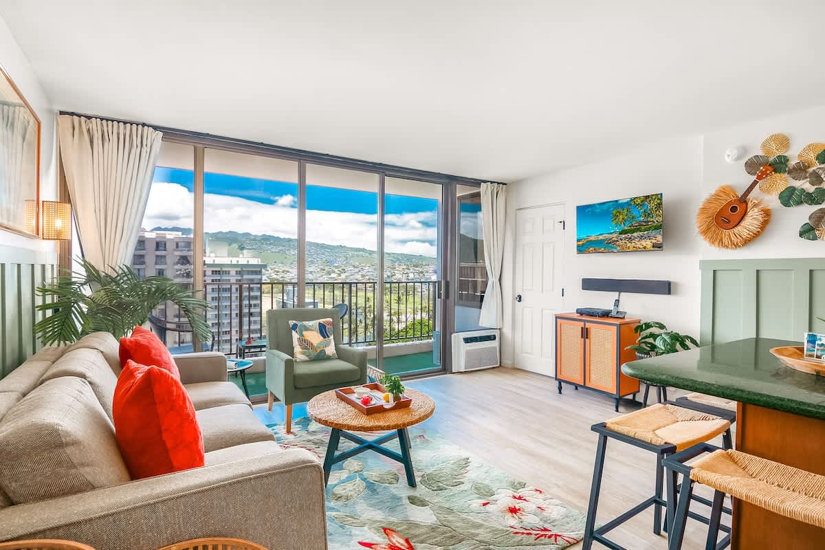 Enjoy great mountain views from your living room