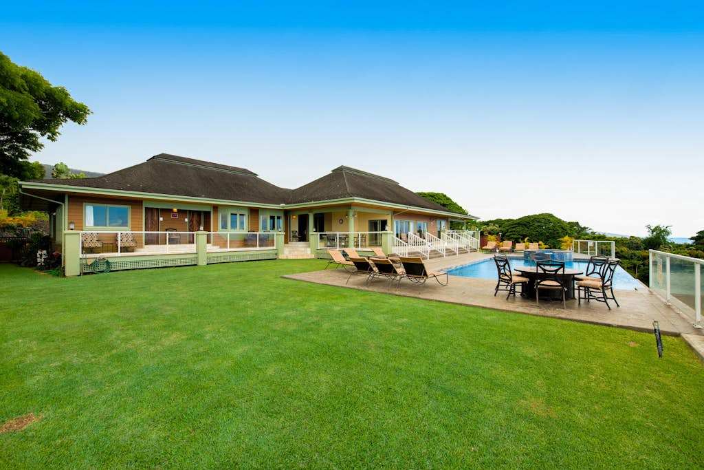 Expansive Bay View Estate Grounds & Outdoor Oasis