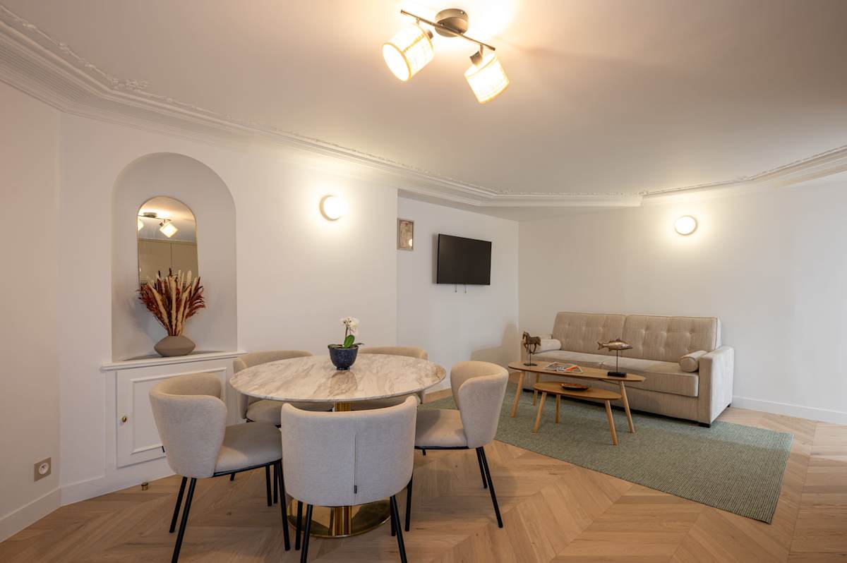 Madeleine Opéra - Two Bedroom Deluxe in Paris