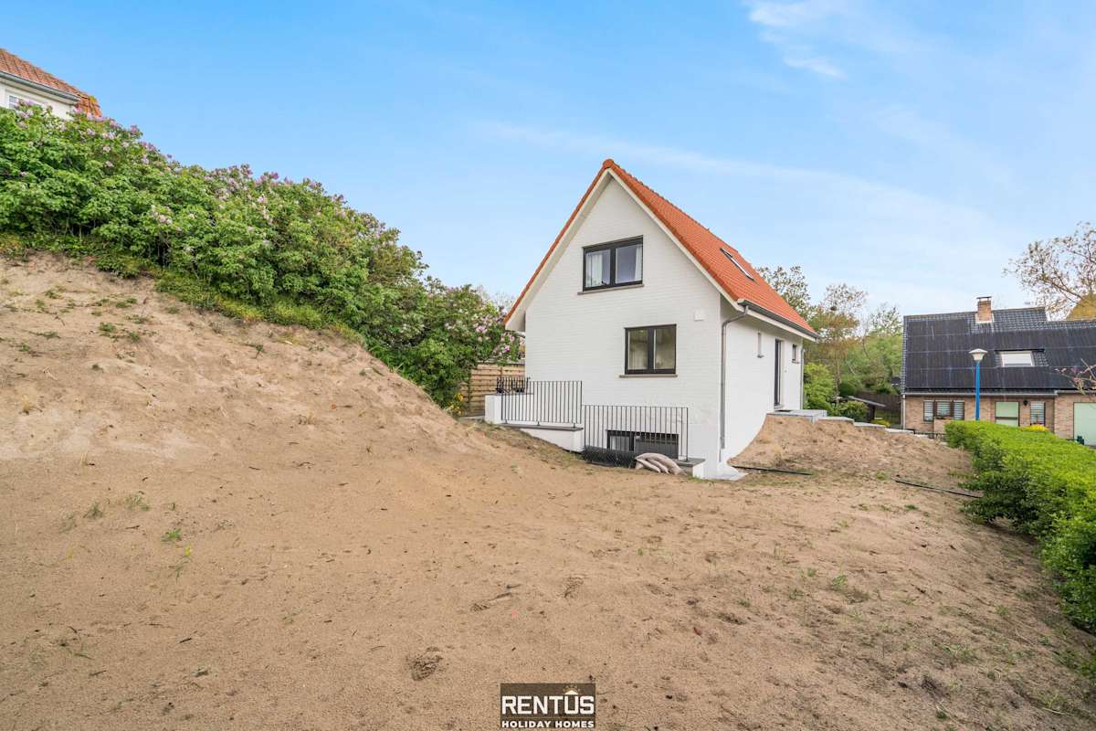 Anno 2021 - renovated villa 150m from the beach