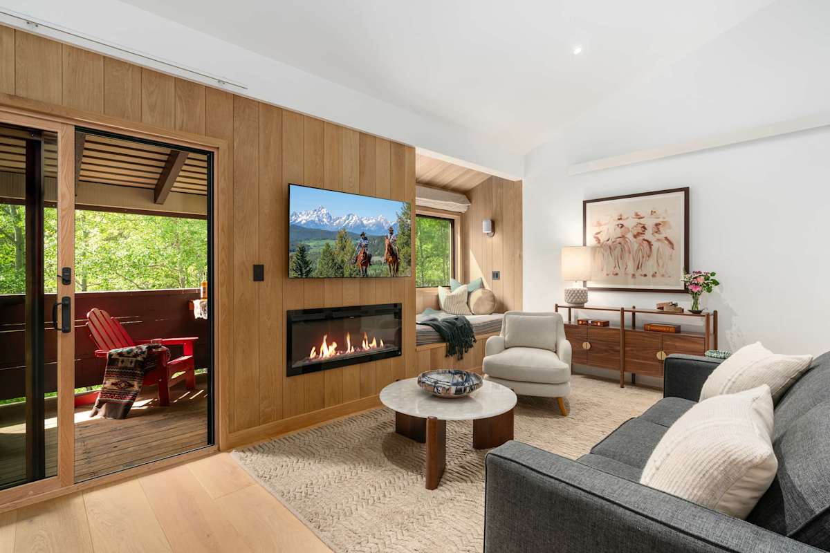 Abode at Cottonwood, brand new remodel, near Jackson Hole
