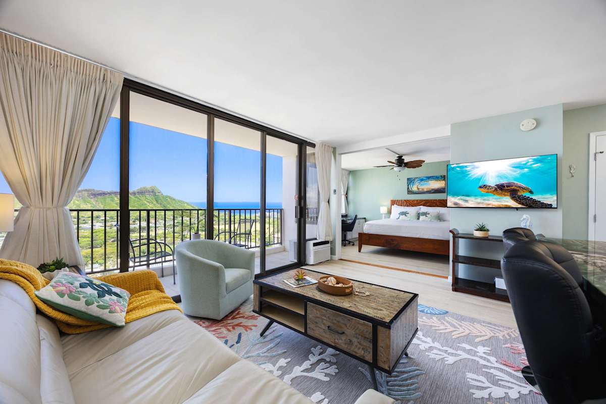 Have a wonderful stay in your beautiful condo with great Diamond Head mountain and ocean views!