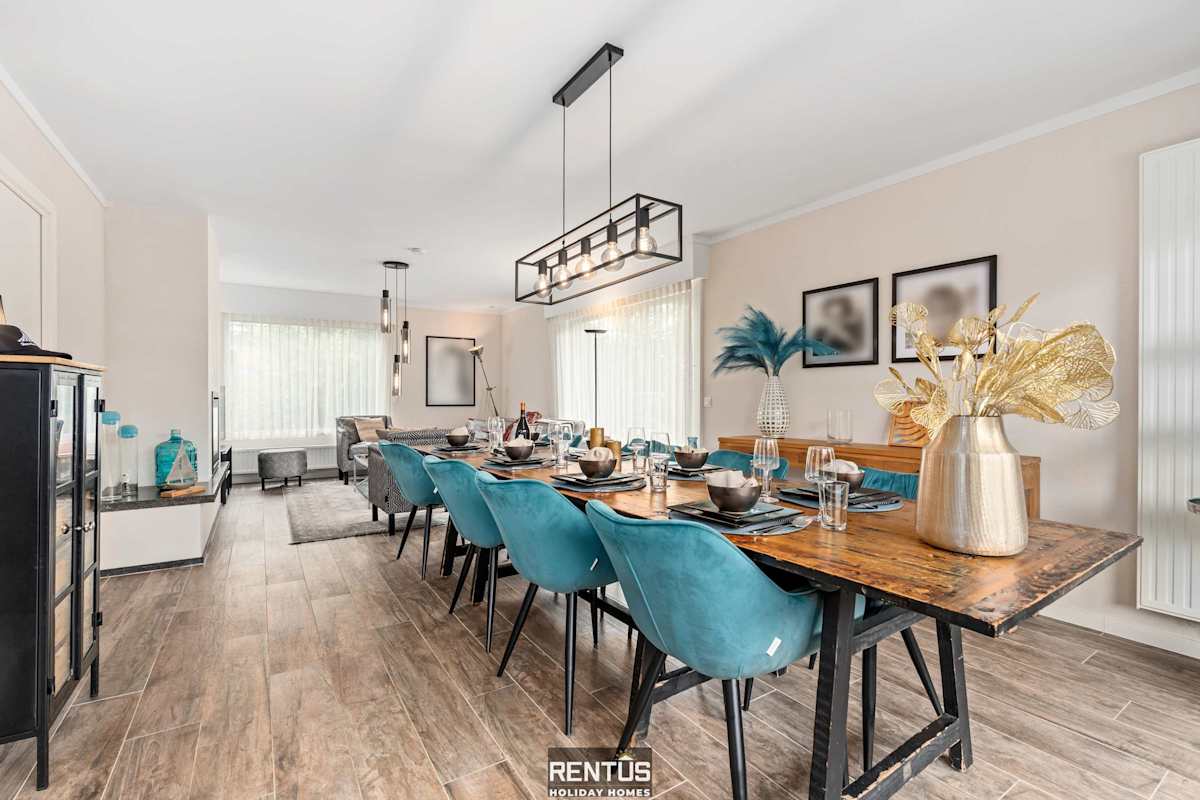 Villa Zee en Zand-bungalow with garden and parking