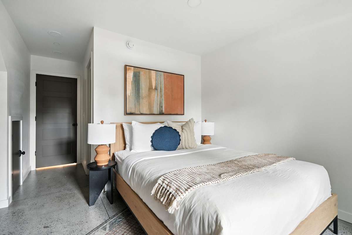 Stay Portland — gallery preview 3
