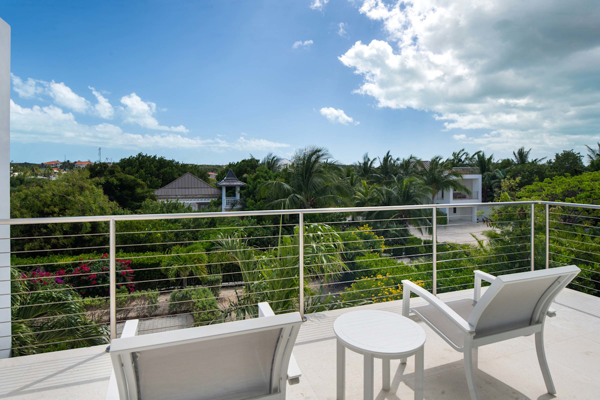 Sandpiper — Upper terrace facing inland
