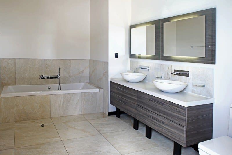 Barracuda Negra (B7) property image