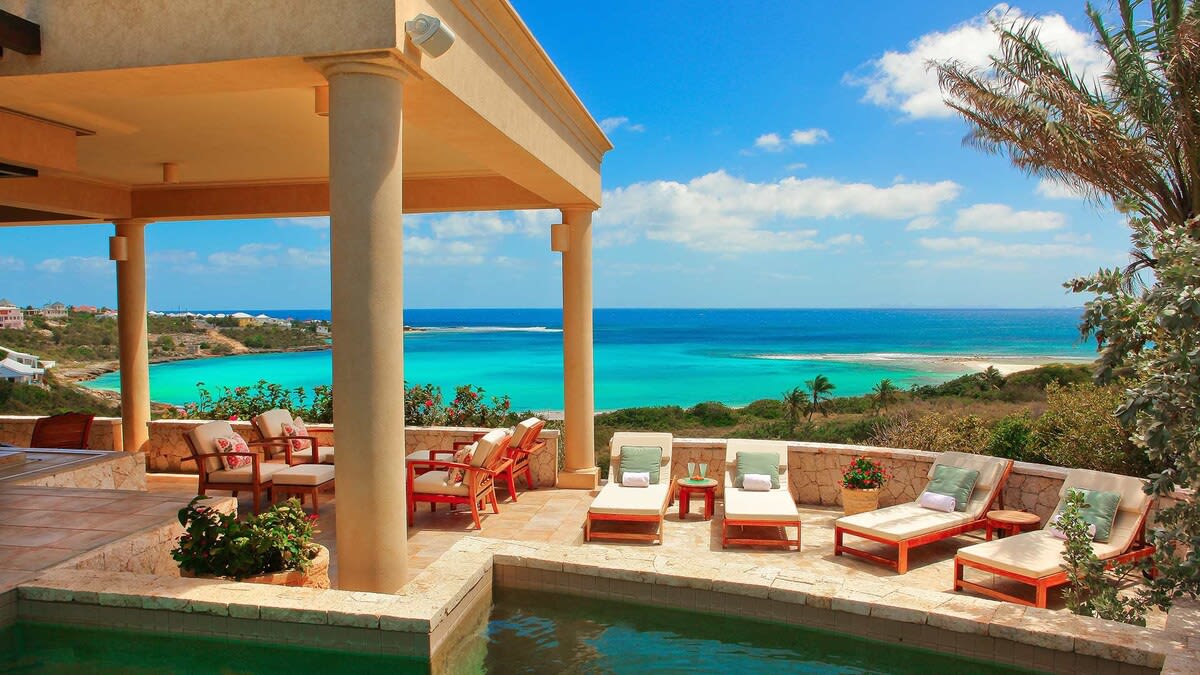 Anguilla Bird Sundeck WEB