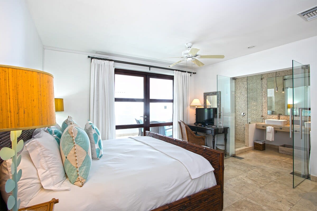 Blue Dove property image