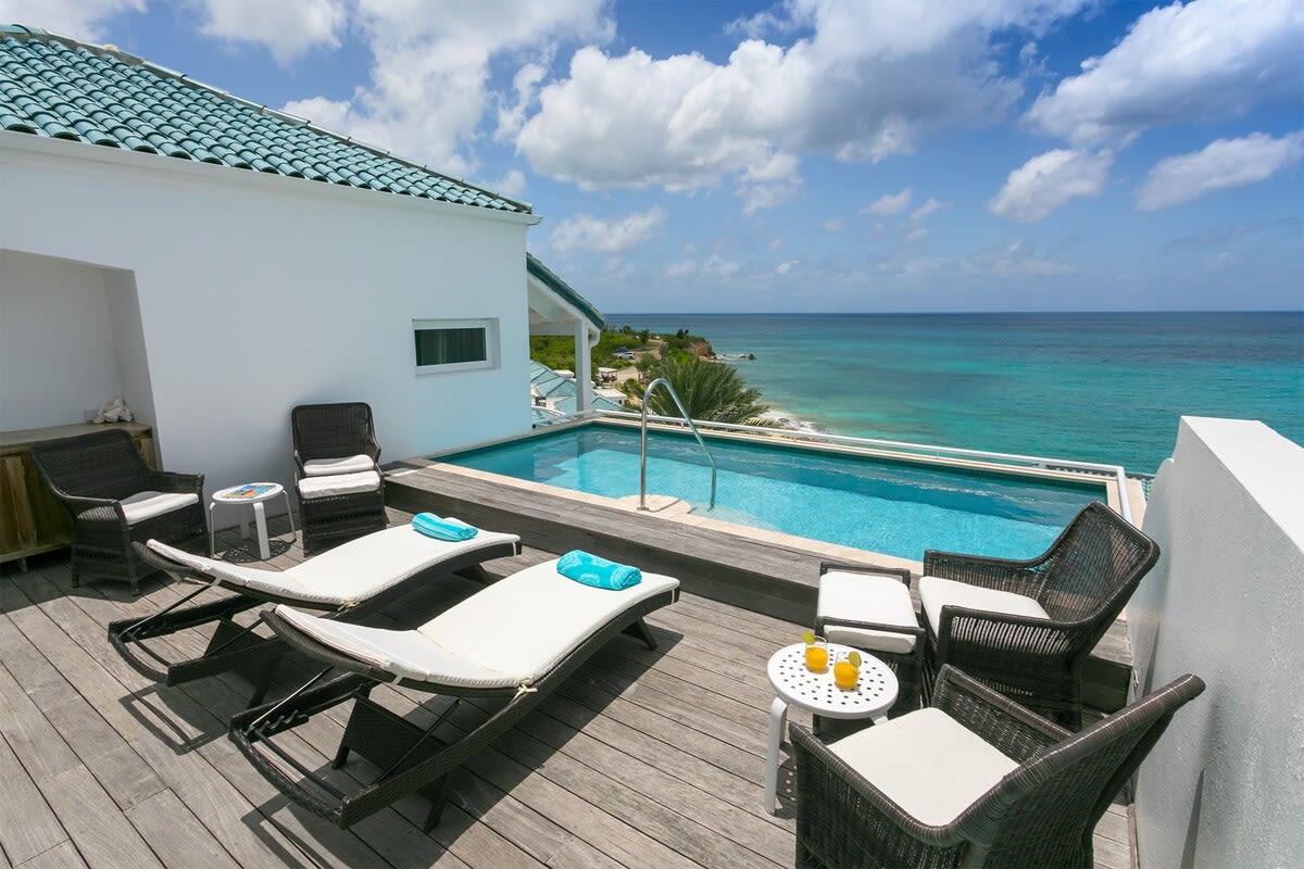 Blue Dove property image