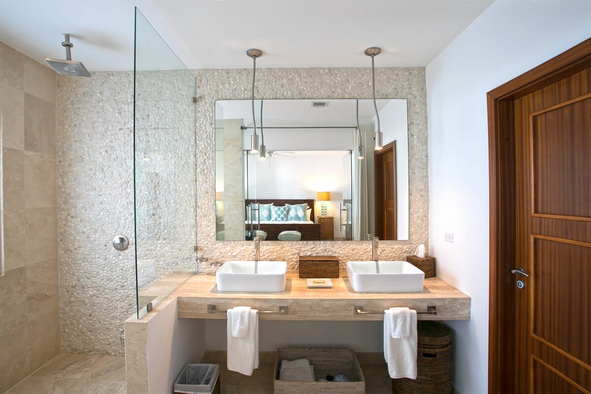 Blue Dove property image