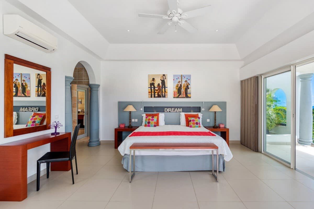 Just In Paradise property image