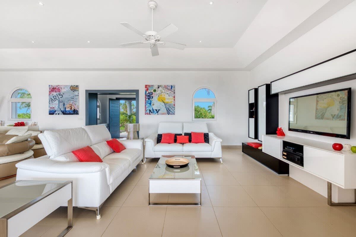 Just In Paradise property image