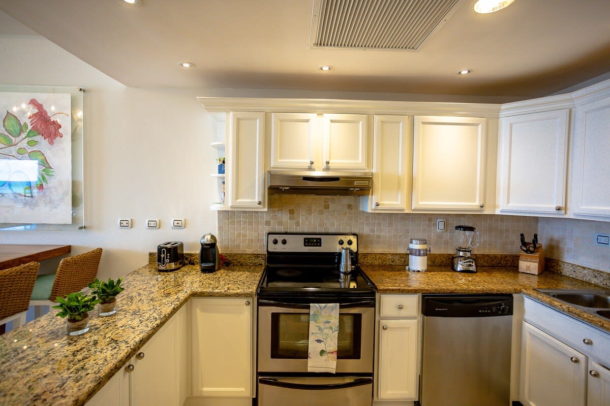 Luxus Oceanblue Pent property image