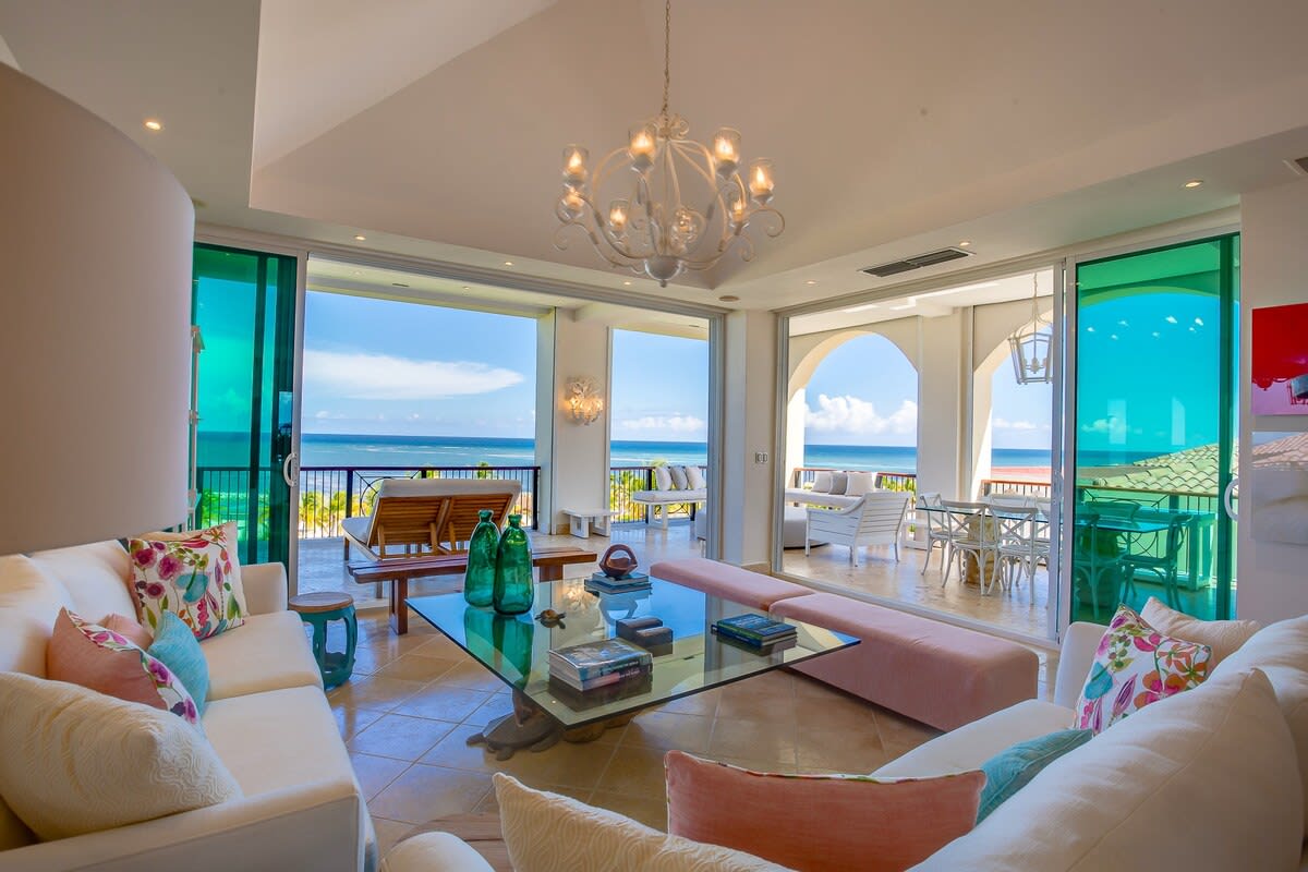 Luxus Oceanblue Pent property image