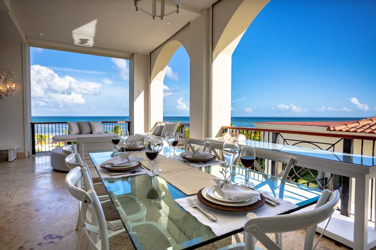 Terrace dining