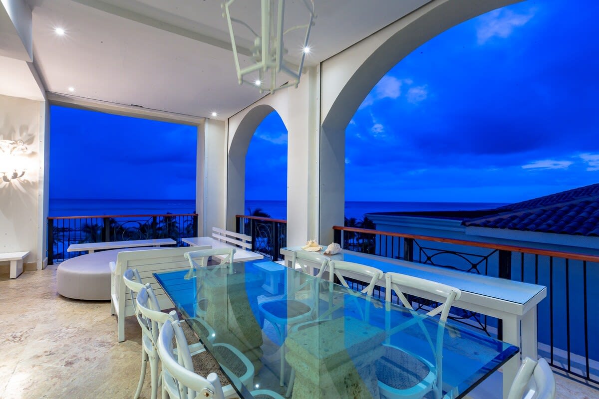 Luxus Oceanblue Pent property image