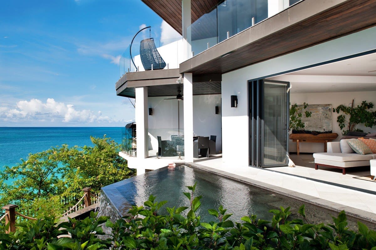 pool view
