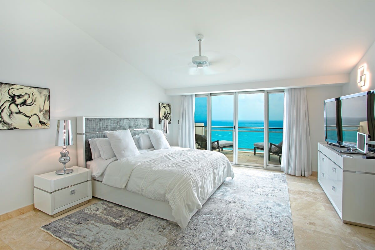 The Cove property image