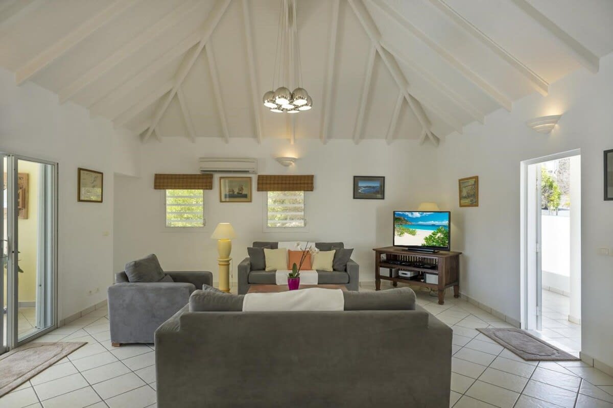 Villa Bonjour property image
