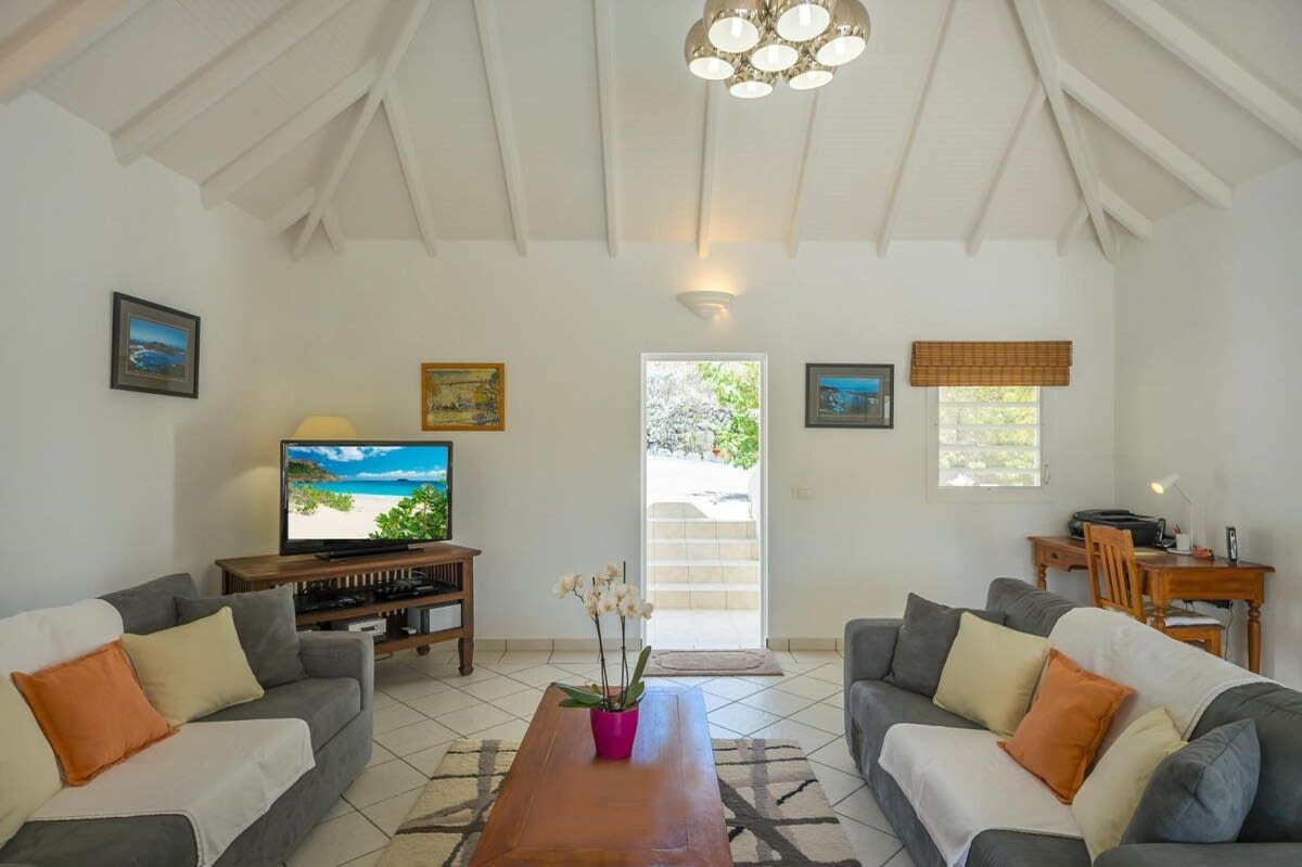 Villa Bonjour property image