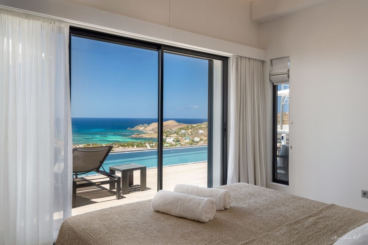 Villa Iris property image