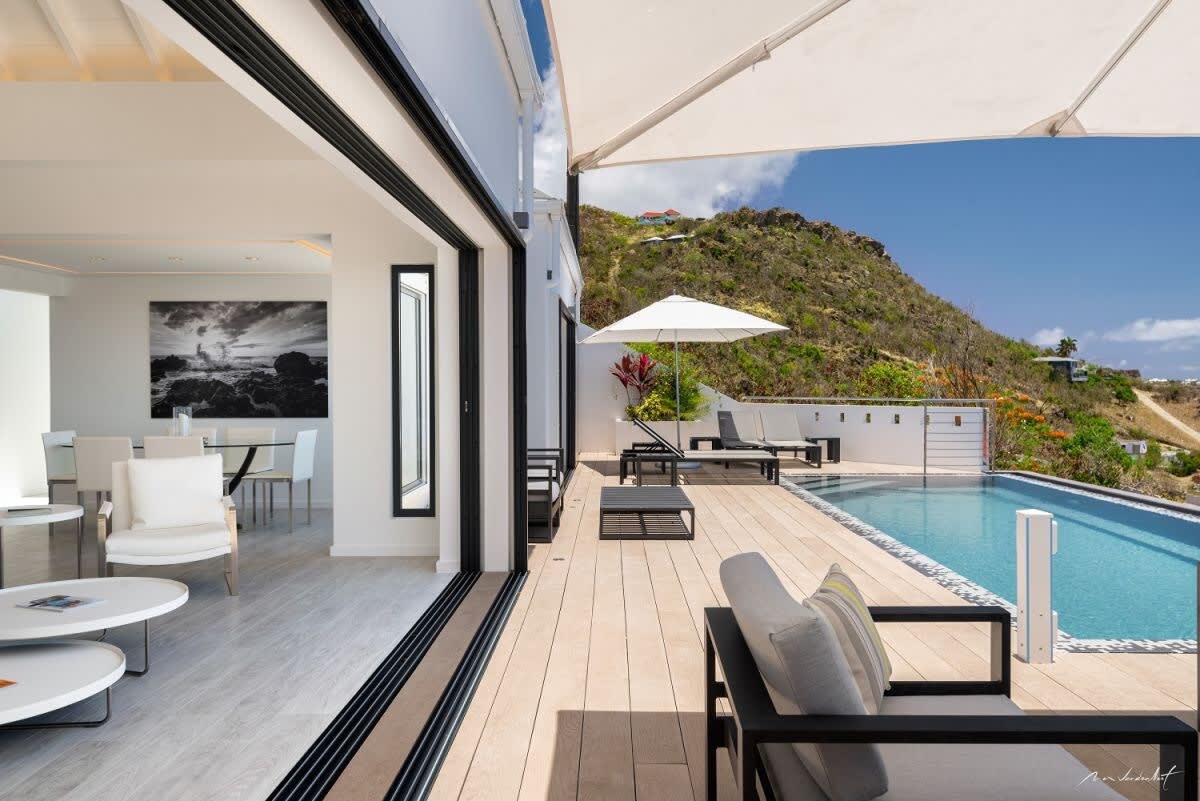 Villa Iris property image