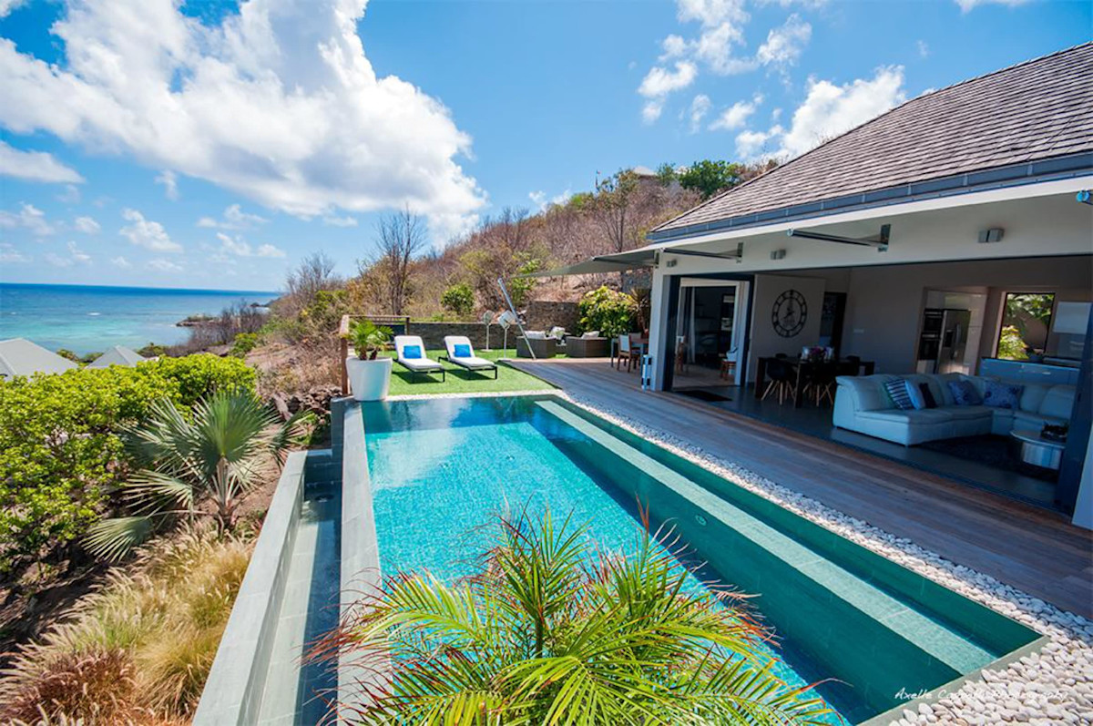 Villa Open Space property image