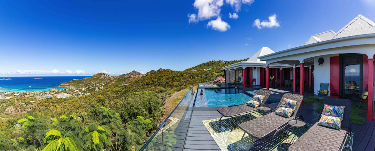 Villa Genevieve property image
