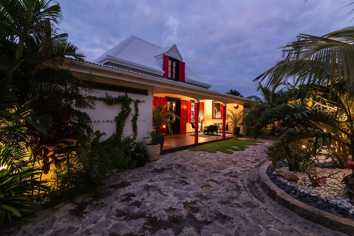 Villa Genevieve property image