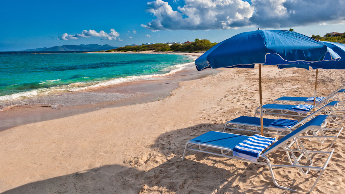 Zenaida beach
