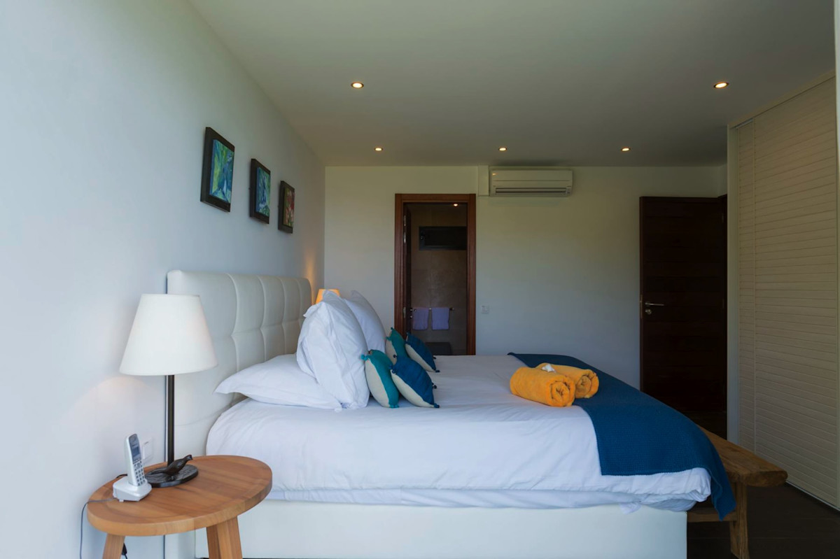 Villa Upside property image