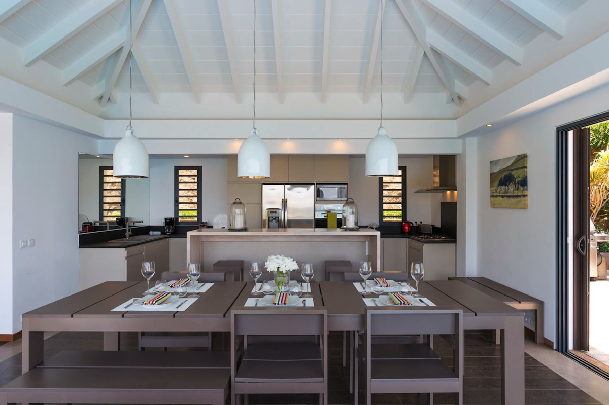 ideal st barth villas upside dining kitchen