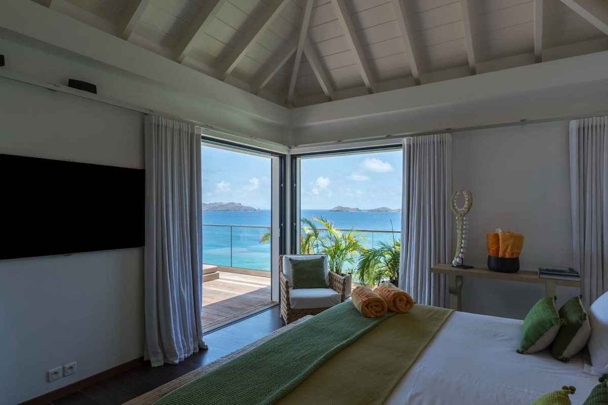 Villa Upside property image