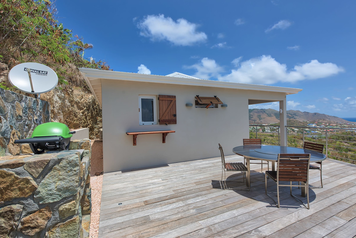 Villa Pinel property image