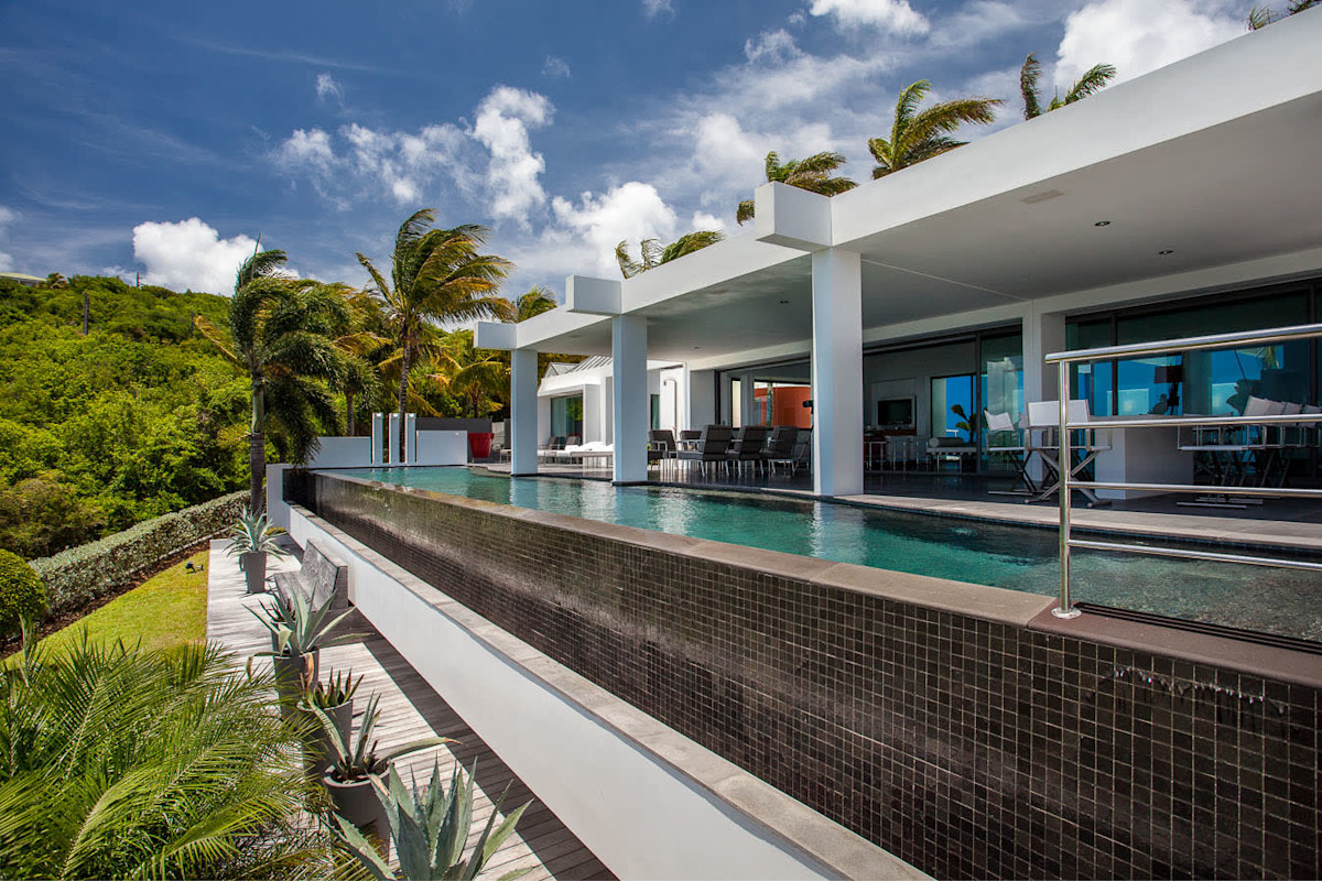 Villa Nirvana property image