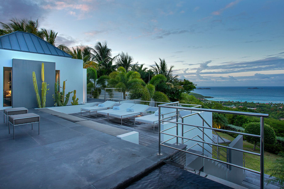 Villa Nirvana property image