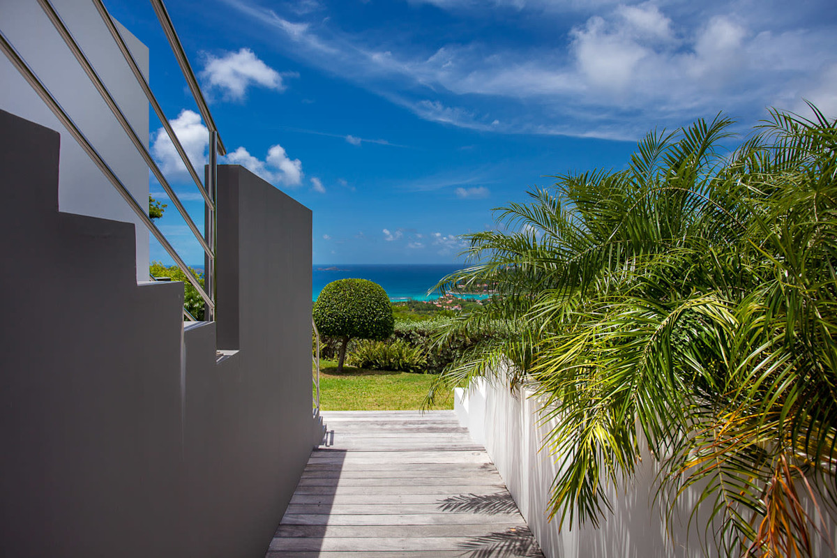 Villa Nirvana property image