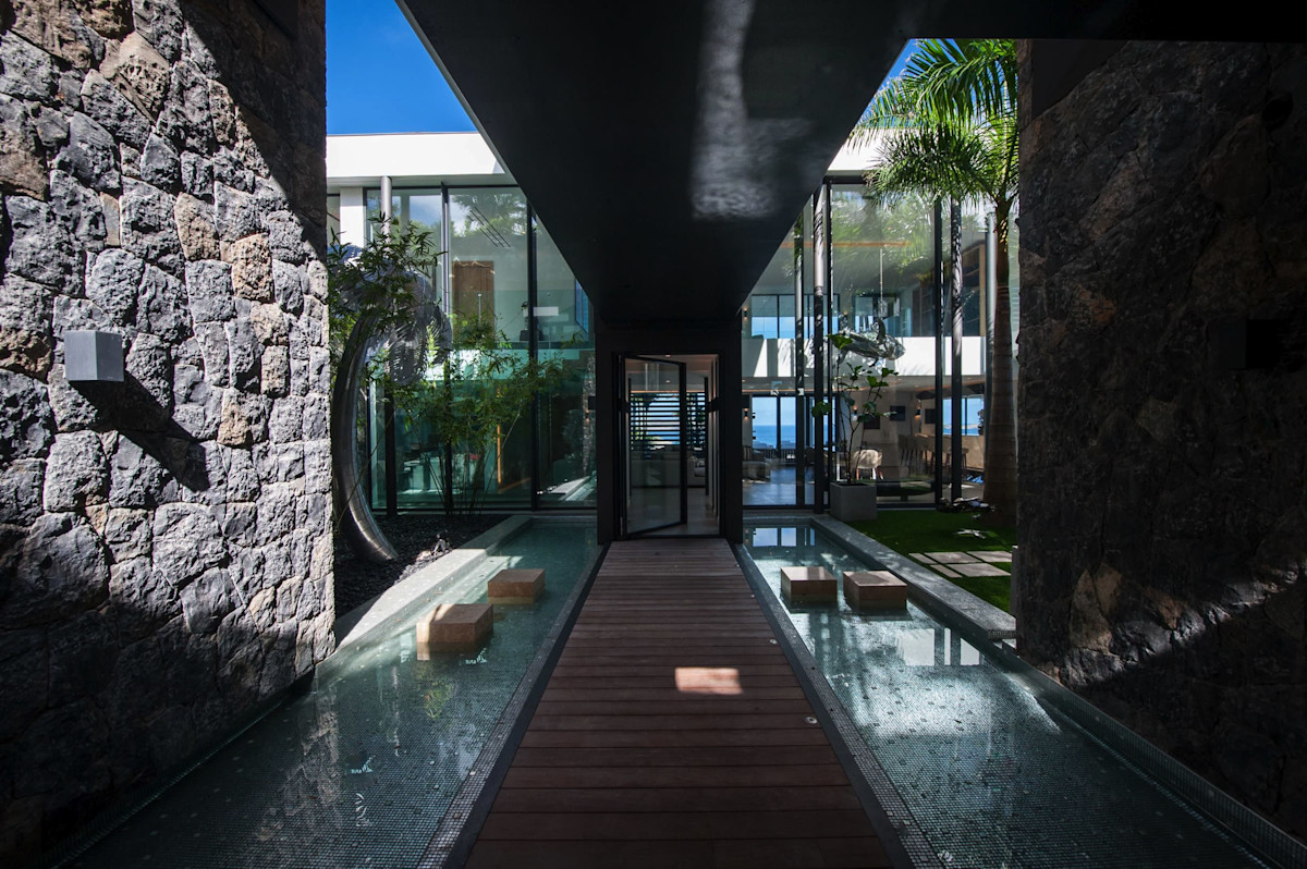 Villa Neo property image