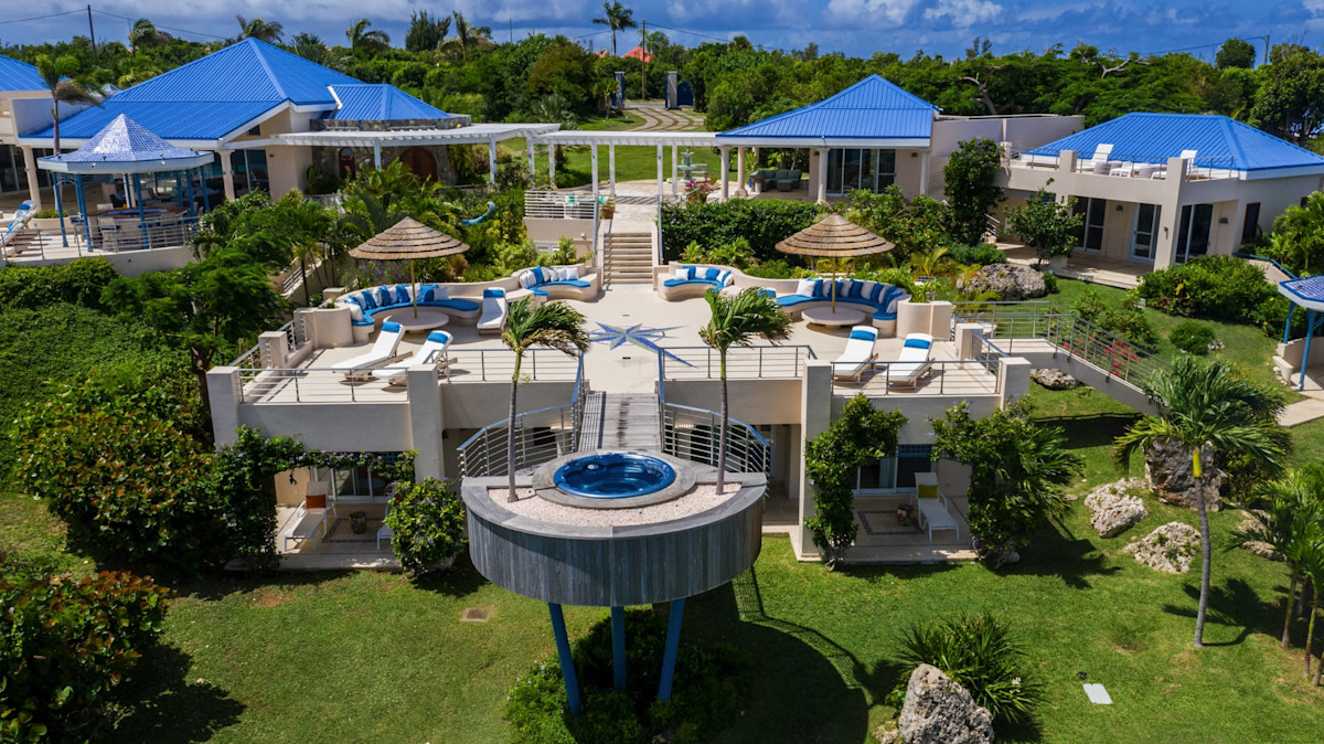Villa Mes Amis property image