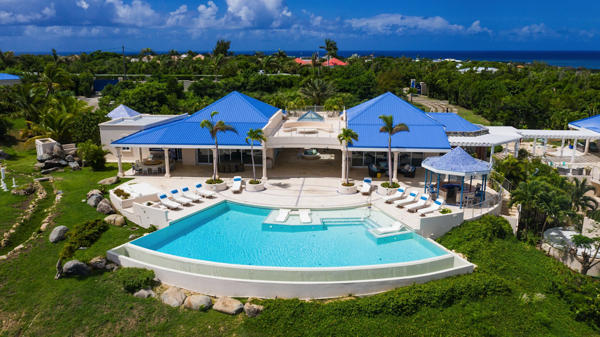 Villa Mes Amis property image