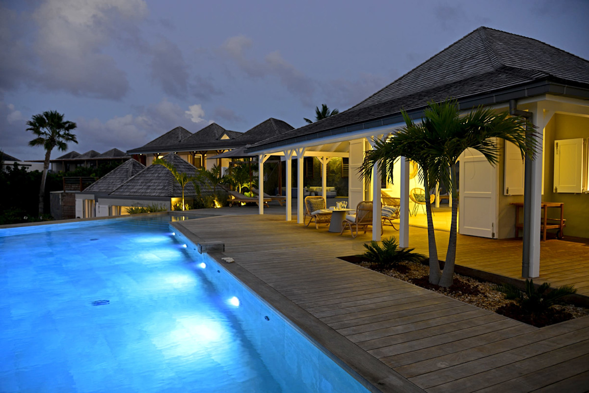 PISCINE NUIT LB NET∏LEROI