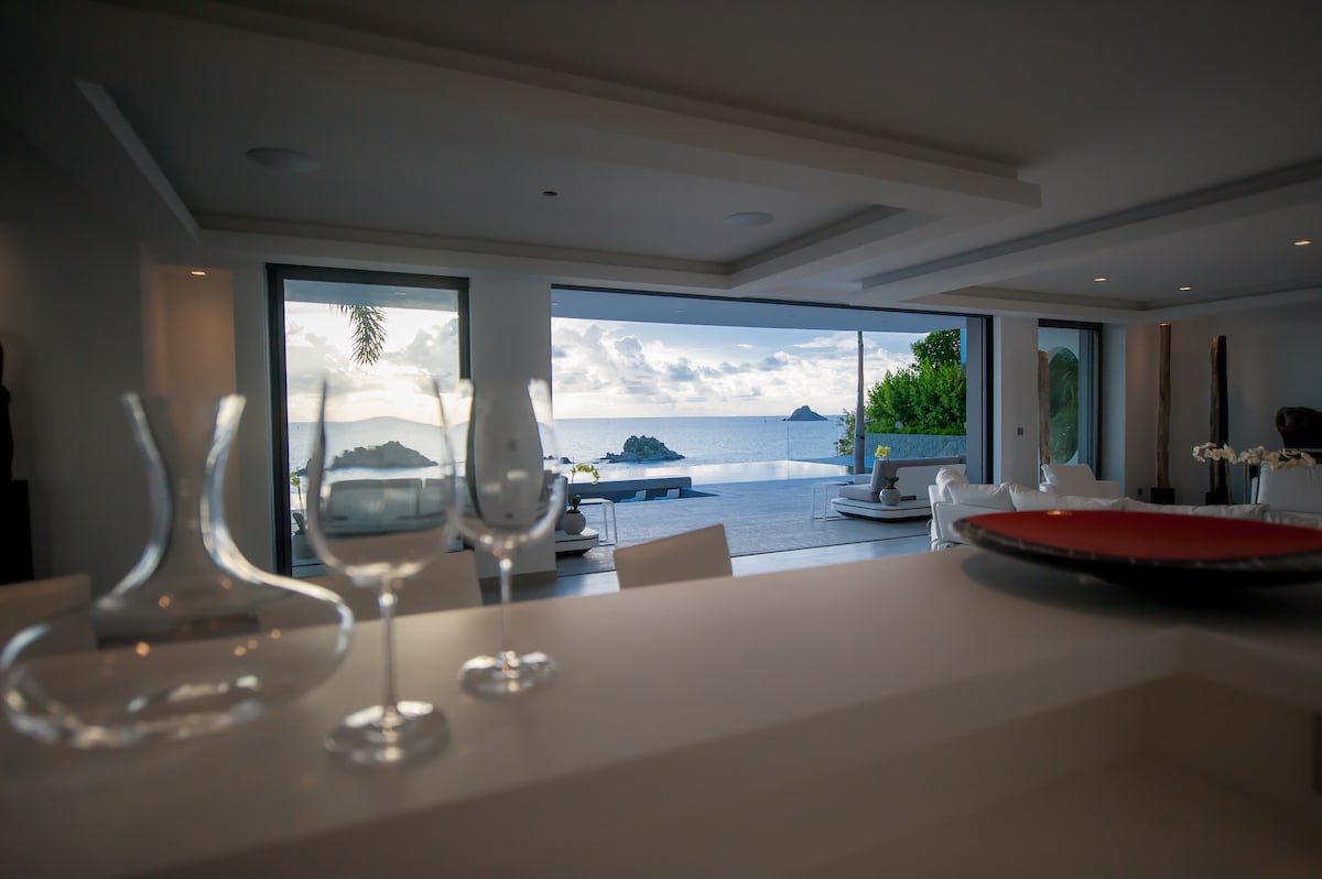 Villa Axel Rocks property image