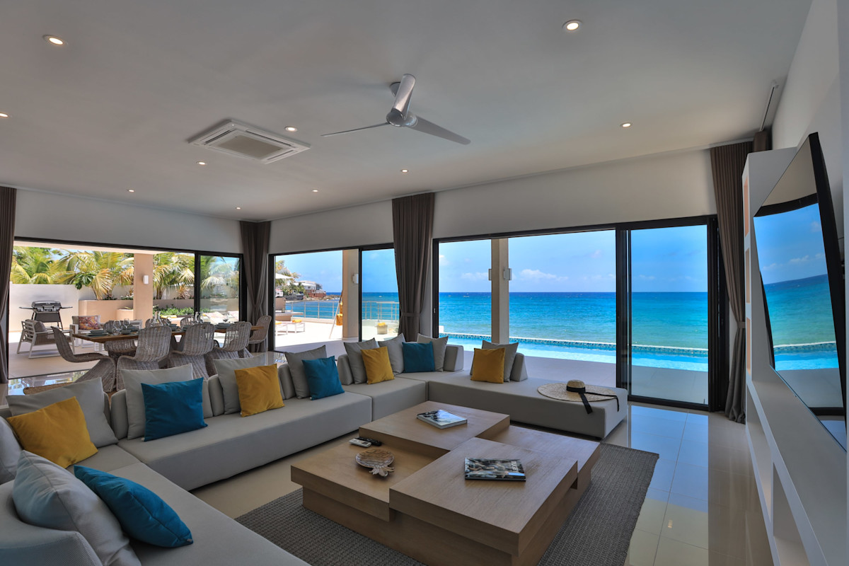 Villa Alma property image