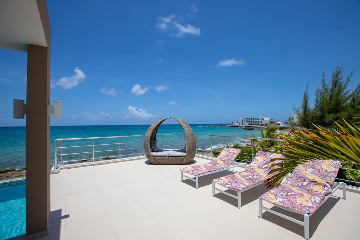 Villa Alma property image