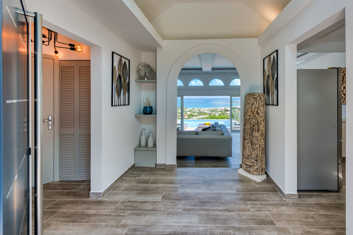 Topaze property image