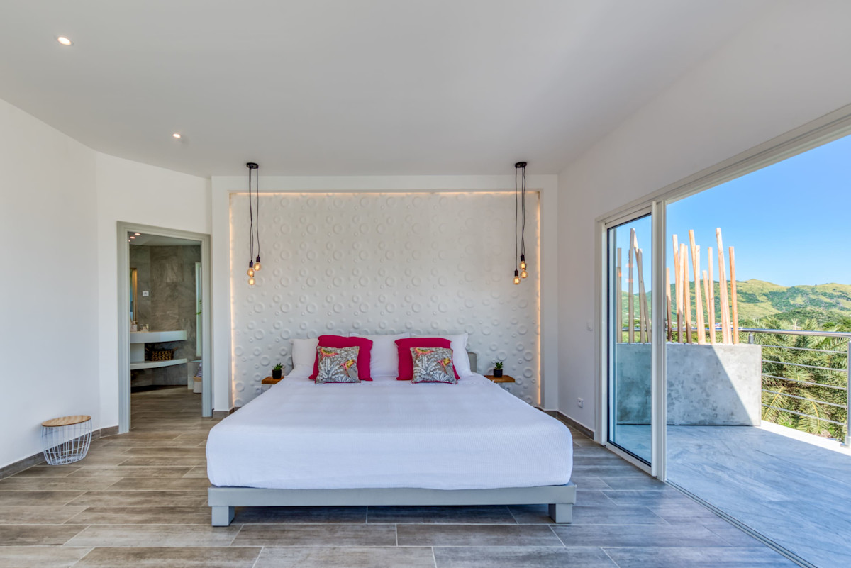 Topaze property image