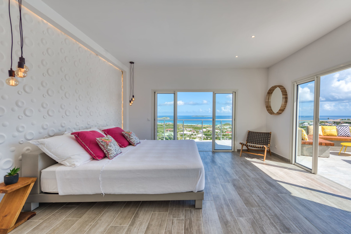 Topaze property image