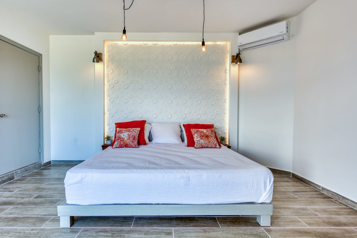 Topaze property image