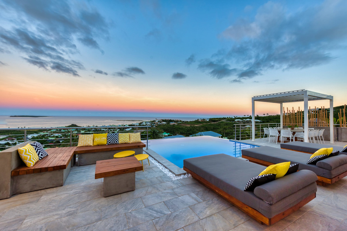 Topaze property image